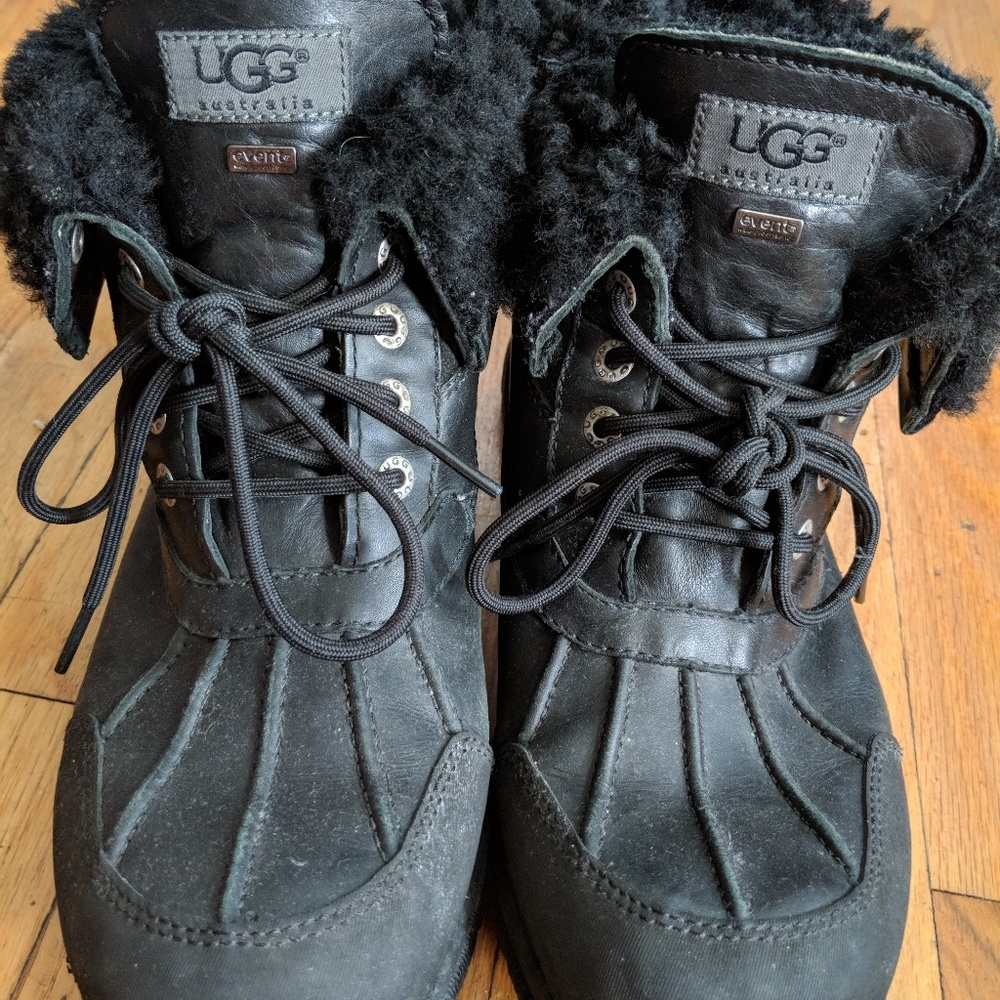 Ugg waterproof boots size 9.5 men